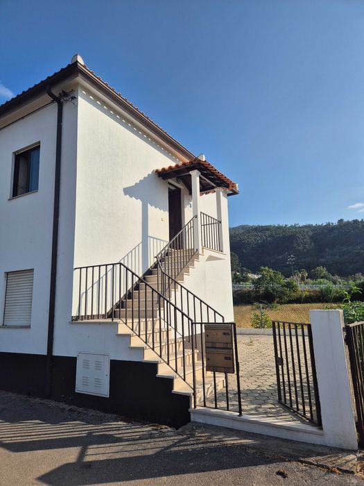 Apartamento T2 Lousã (Quinta das Nogueiras)