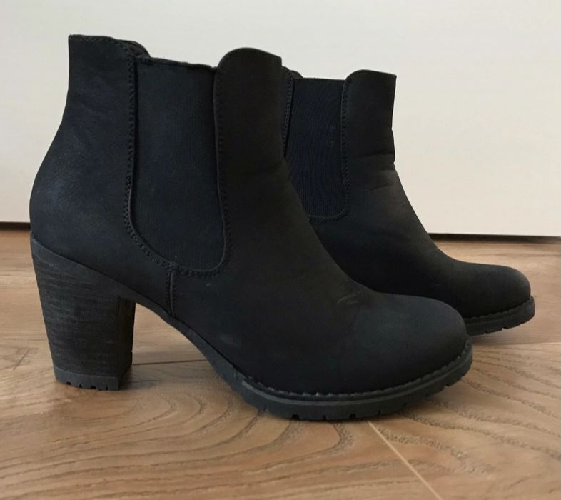 Buty botki damskie jesienno/zimowe r.38 ccc