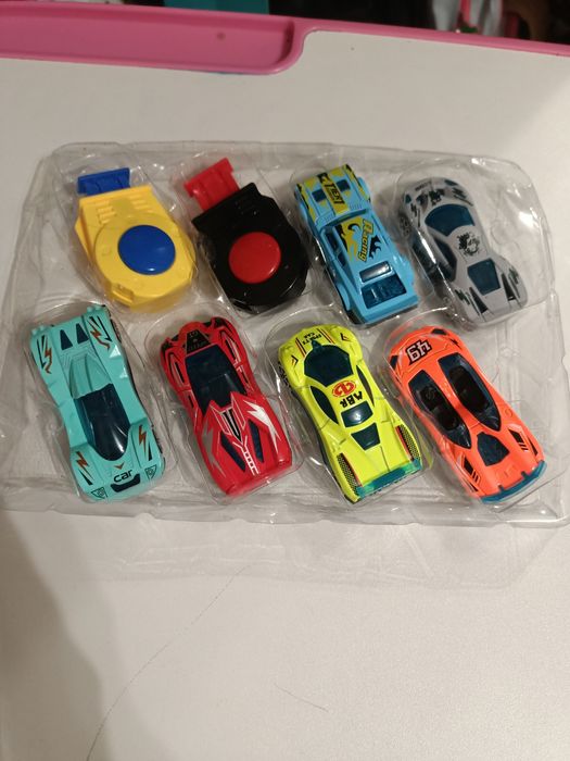 Продам набір металевих машинок