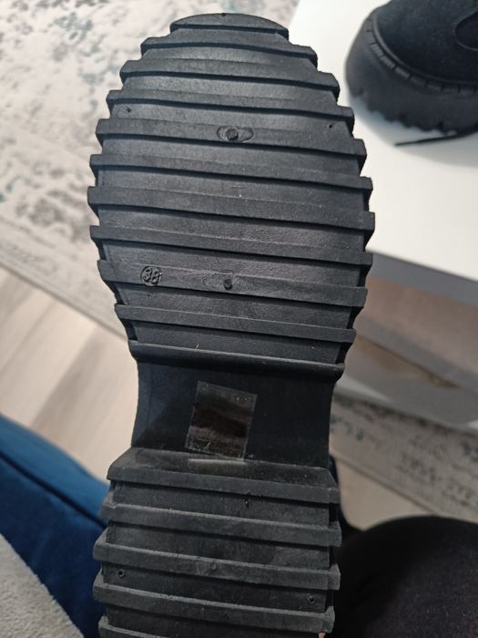 Buty zimowe / trapery/ nowe 38