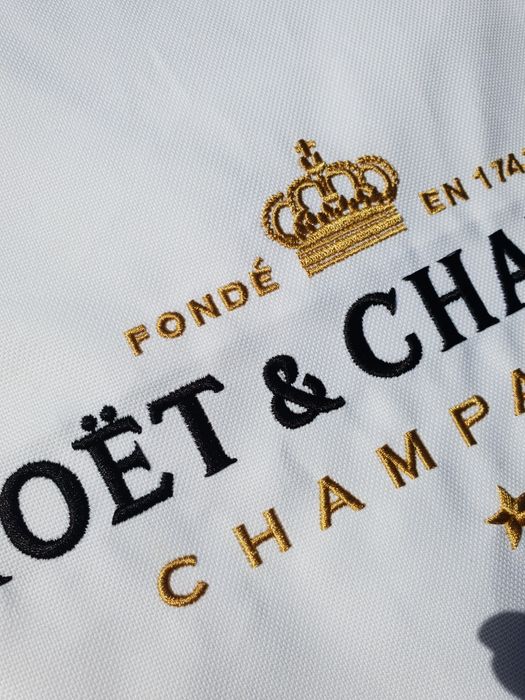 Oryginalne poduszki Moet & Chandon wyszywane ORYGINALNE jacht