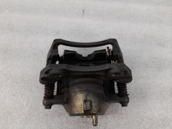 Pinça travão / maxila de travão frente direita NISSAN Primera Sedan (P