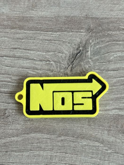 Stylowy Brelok Druk 3D NOS Dodatek dla Fanów Motoryzacji
