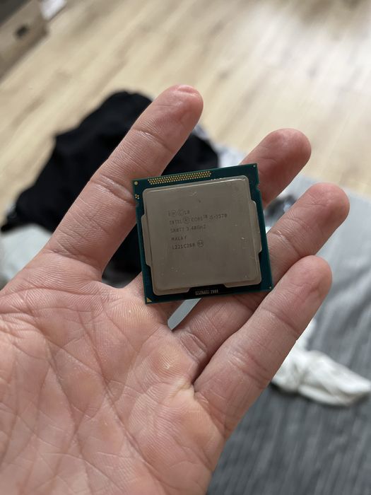 Procesor Intel i3 8100