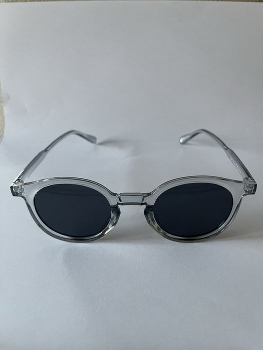 Óculos de Sol Aro Transparente Cinza
