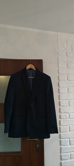 Smoking męski, garnitur, rozmiar 50, raz założone