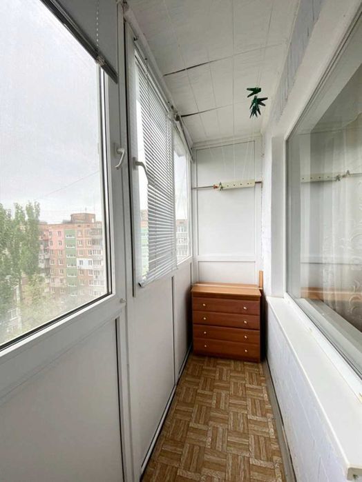 Продаю 3-кімнатну квартиру, вул. Космонавтів,р-н ринку "Баштанський"ц6