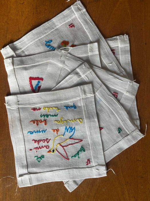 Coleção de 5 Lenços de Namorados 15x15cm em linho, para emoldurar