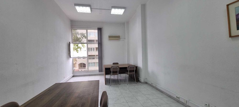 Arrendo Escritório 46m2 em Carcavelos junto à A5