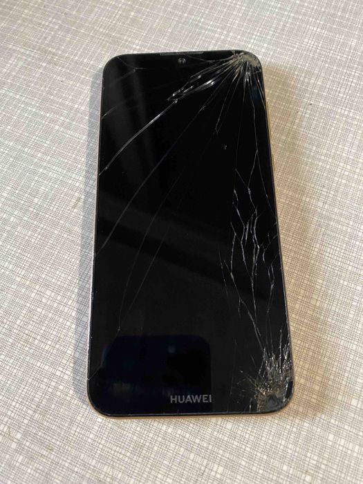 Смартфон Huawei Y5 2019