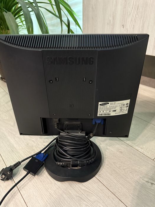 Монітор Samsung 17’ syncmaster 720N