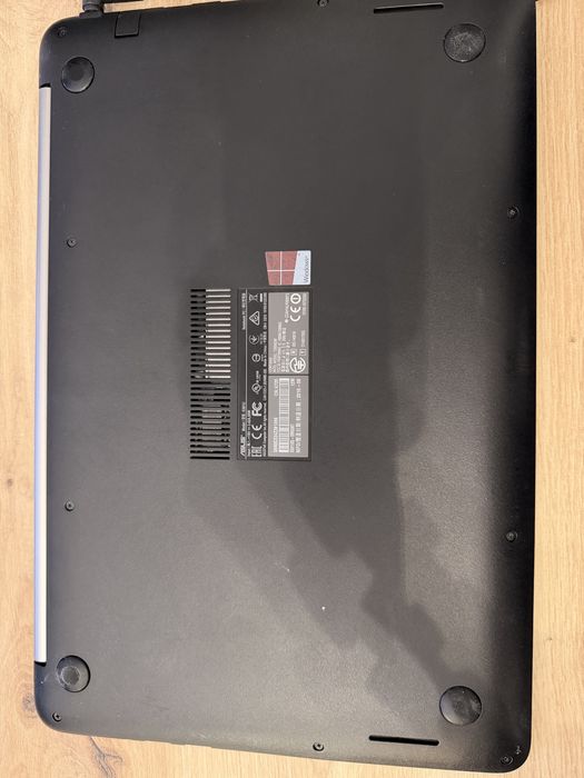 Laptop asus k501u
