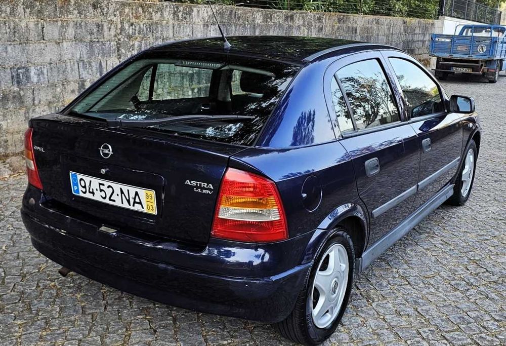 Opel Astra 1.4 90cv 16v Sport