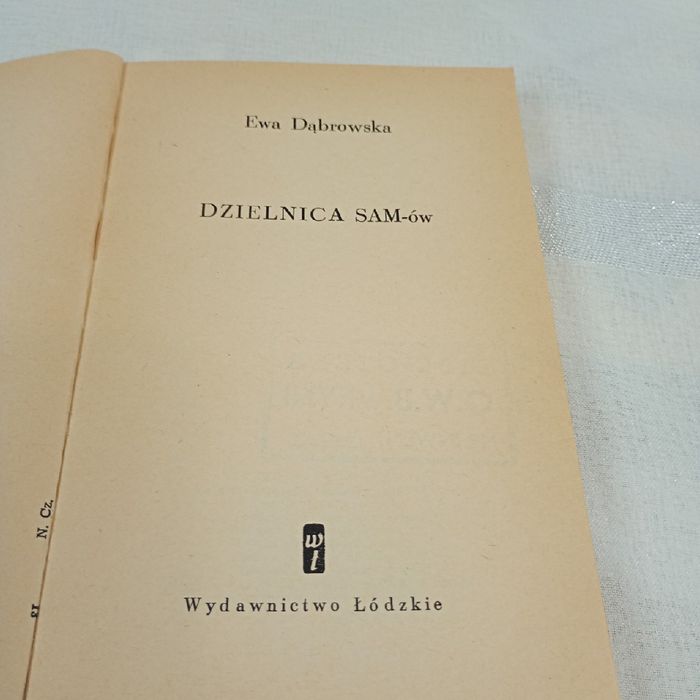 Dzielnica samów. E. Dąbrowska