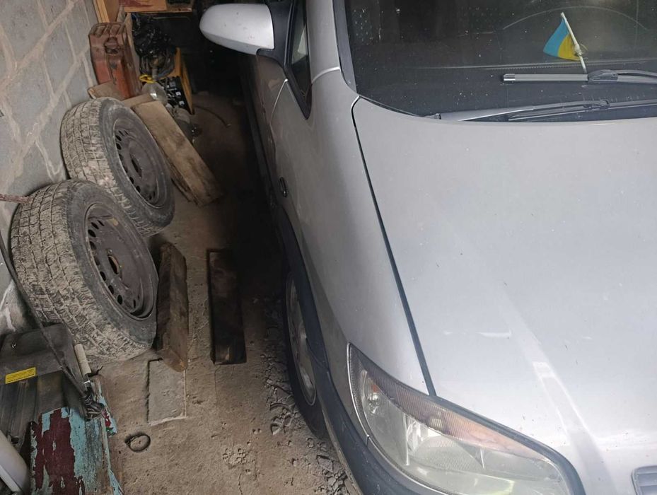 Продам Opel Zafira A