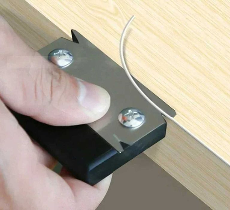 Ручной инструмент для обработки кромок и углов дерева б/у