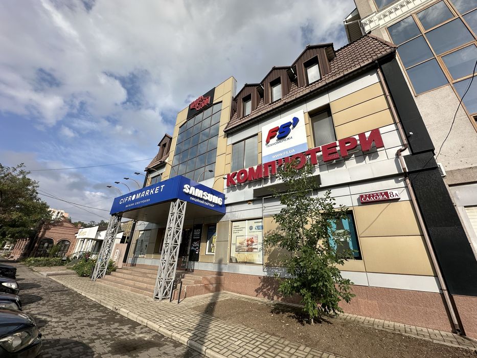 Аренда стильного офиса 238м2 в Центре