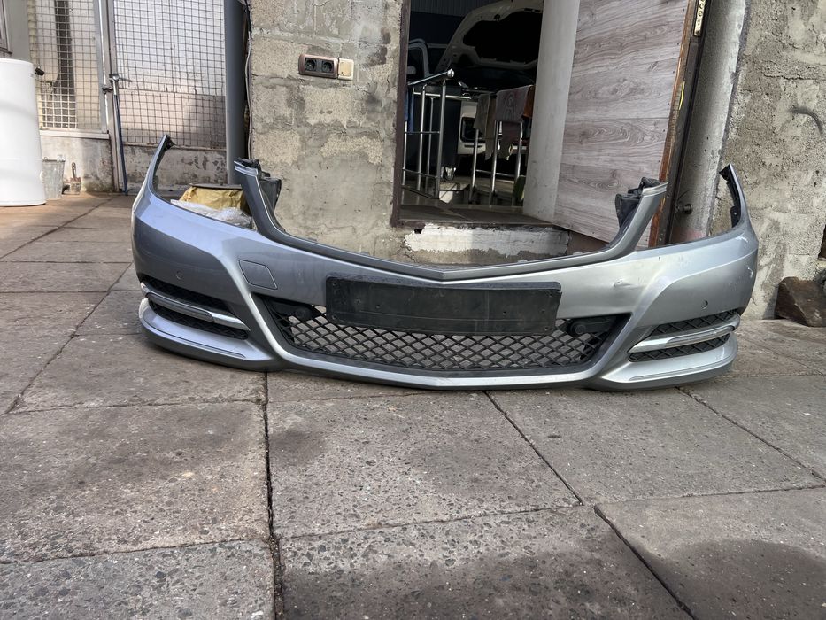 Бампер передний Mercedes-Benz с class w204 рестайл в сборе