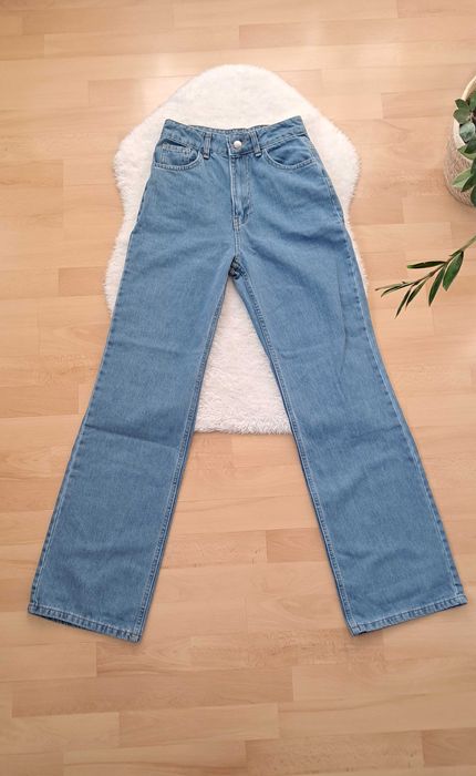 Niebieskie spodnie jeans straight z wysokim stanem rozmiar XS