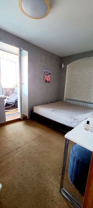 Продам або здам 2 кім кв в само му центрі Меблі заходь та живи
