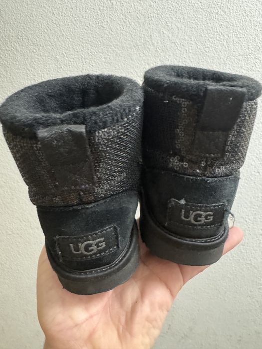 Botas UGG Classic Mini Mirror Ball-Tam 27,5, em excelente estado