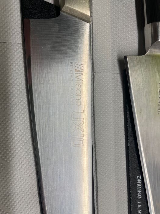 Misono ux10 21cm gyuto