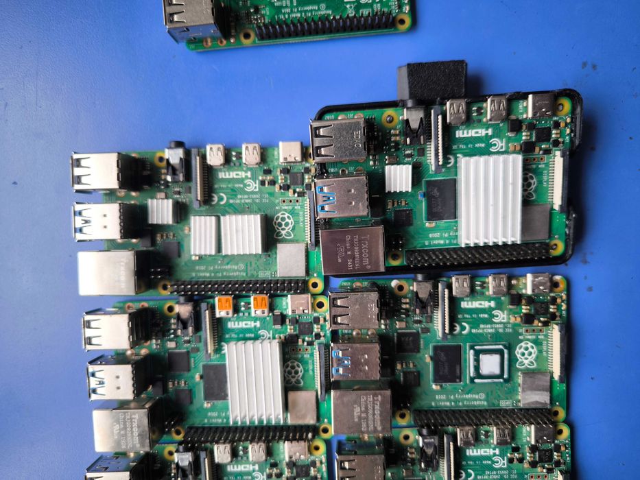 Raspberry Pi 4 Model B (ремонт или запчасти)