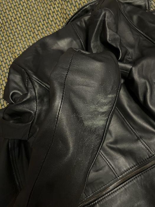 Шкіряна куртка  Roberto коротка