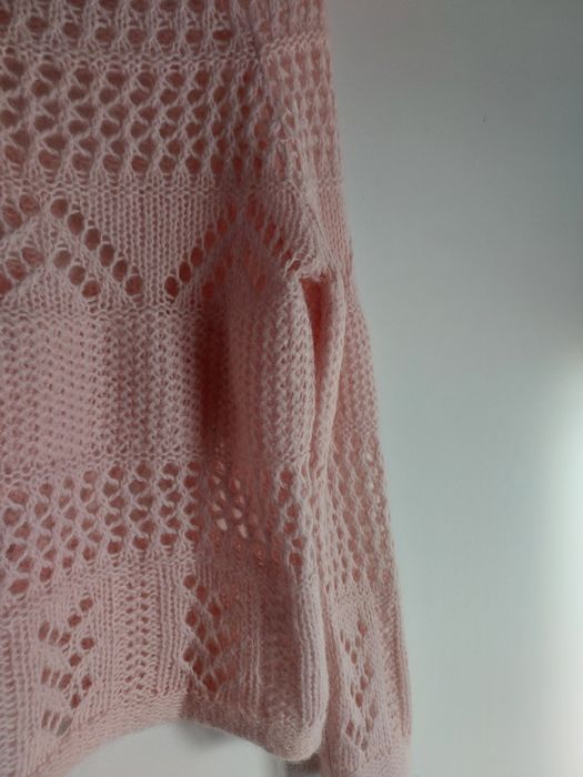 Różowy sweter r M/L
