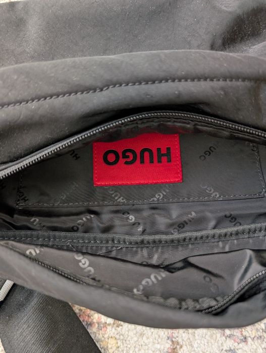 Saszetka, nerka na ramię HUGO