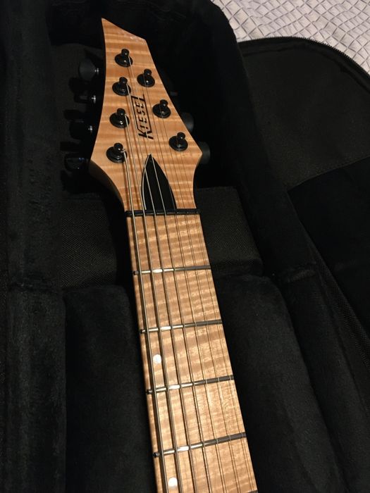 Guitarra Kiesel DC700X