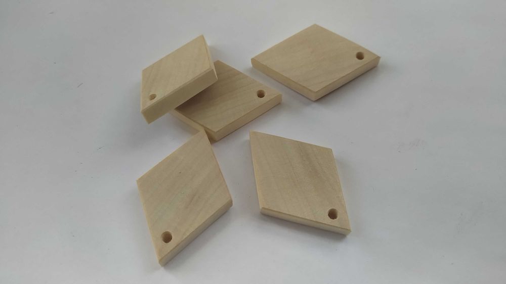 Заготовки для рун, кулонів, амулетів, ручної роботи