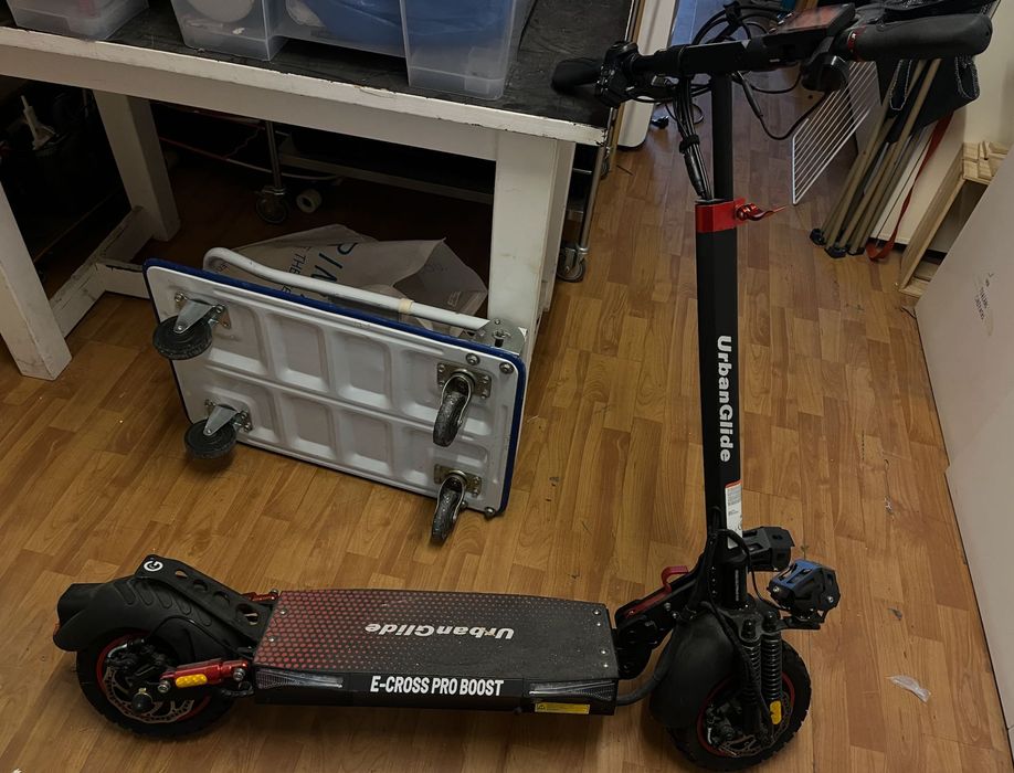 Trotinete UrbanGlide  E-Cross Pro Boost