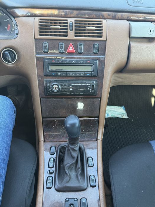 Mercedes e290td diesel