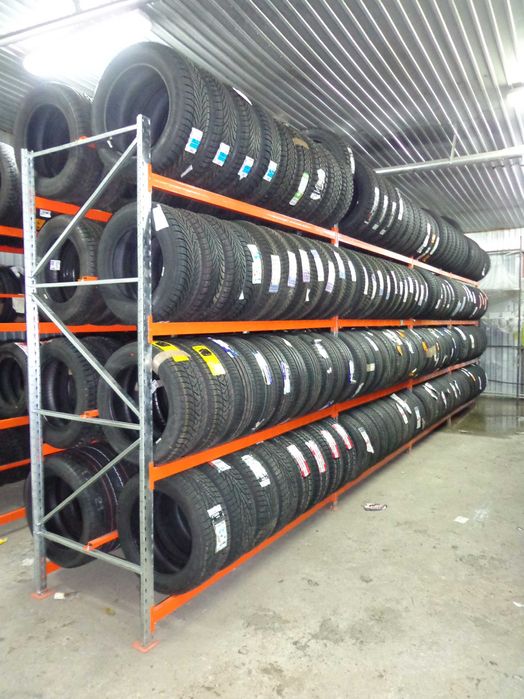 Стелажі підсилені поличні та з ярусами під шини. Металеві. До 4 тонн