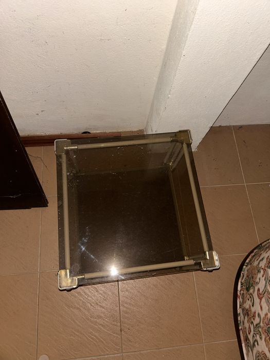 Mesa ds sala com tampo de video