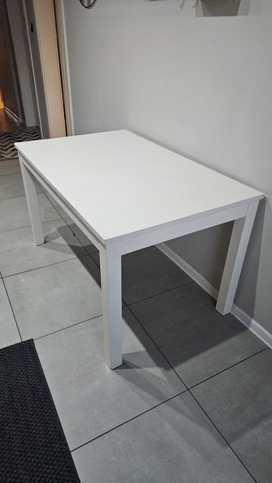 Stół kuchenny biały rozkładany