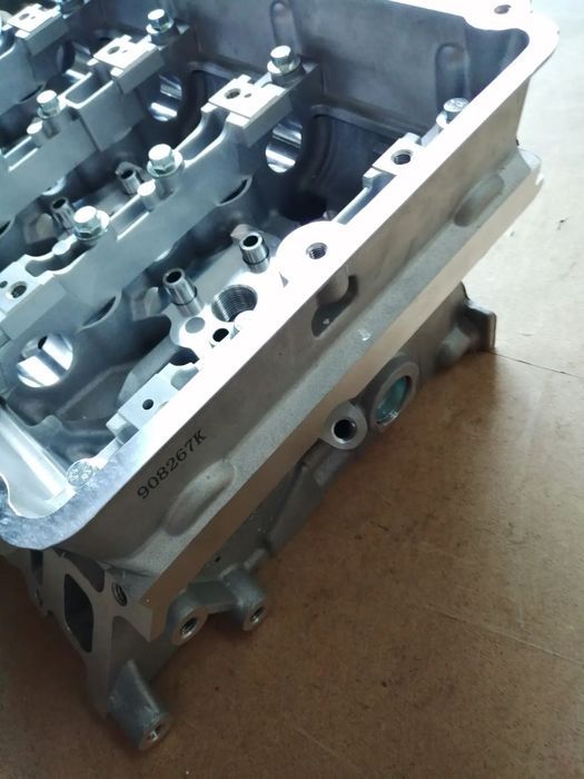 Cabeça de Motor 2.4 TDCi H9FA - Ford Transit