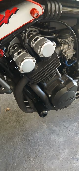 Yamaha FZS 600 (FAZER)