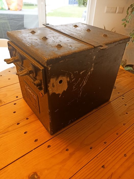 Bateria Tudor Vintage Rara