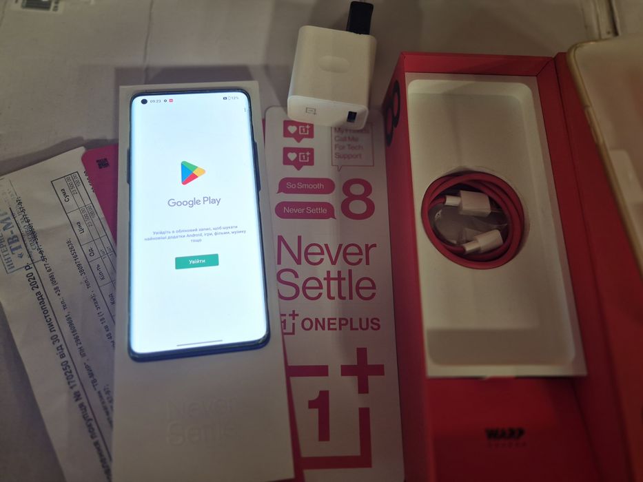 ONEPLUS 8 Pro (12/256)