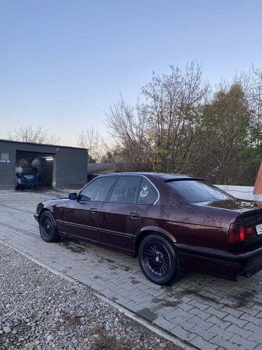 Продам е34 м51 гарний стан
