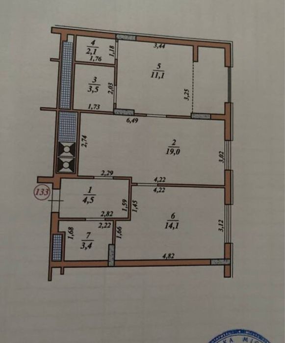 Продається 2-кімнатна квартира в центрі міста