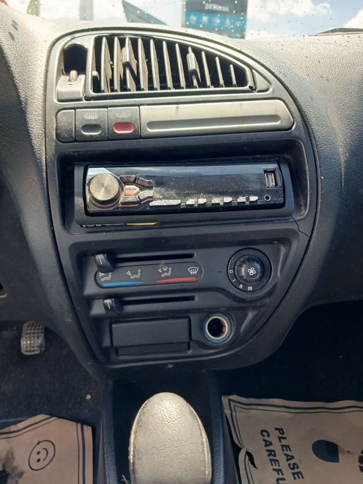 Citroën saxo 1.1 ano 2001