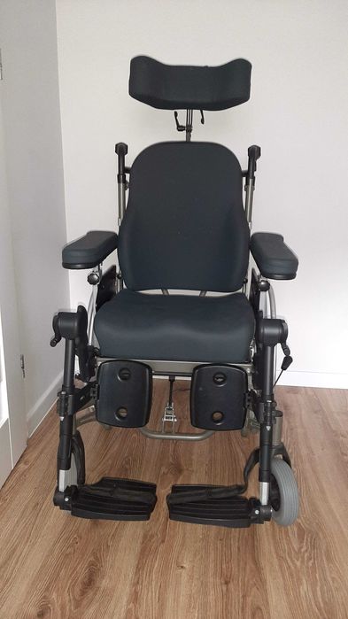 Wózek inwalidzki Vermeiren Inovys 2