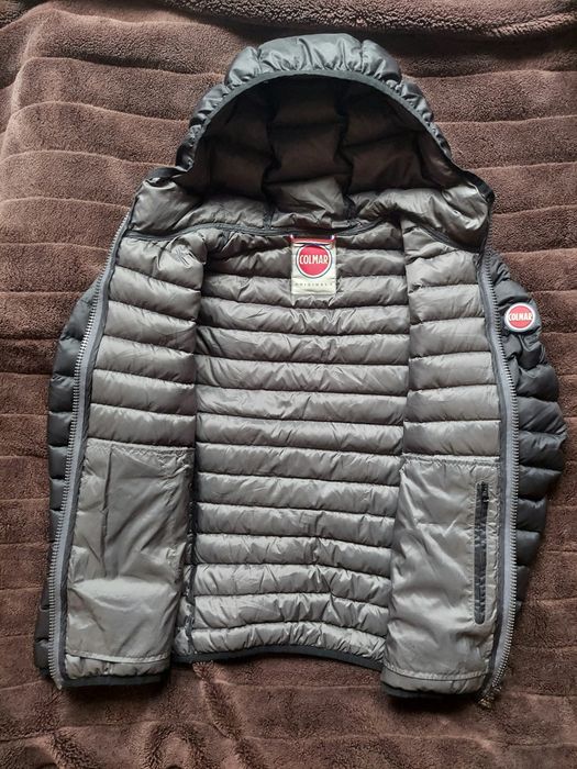 Куртка пуховик фірми Colmar woolrich оригінал 

Привезено із закордону