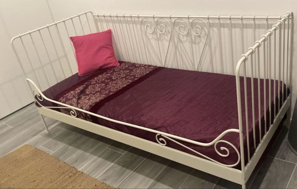 Cama de ferro Meldal IKEA
