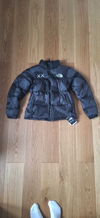 The North Face X Kaws 1996 Nuptse Kurtka Czarna