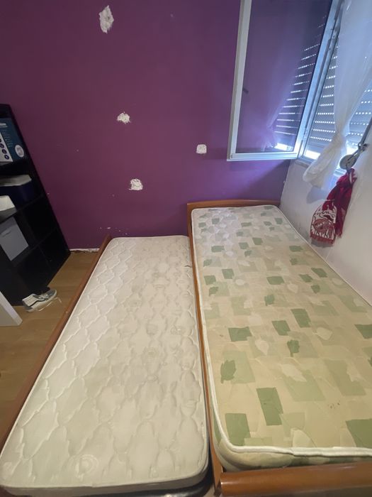 Cama soleiro e aberta fica cama de casal