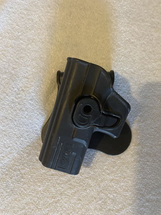 Roupa camuflada para ar livre